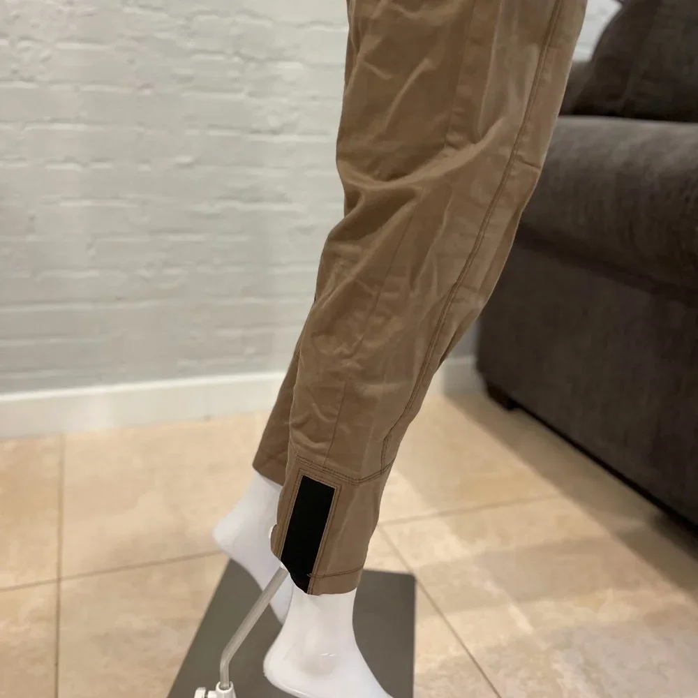 Pants - Picture 4 of 8